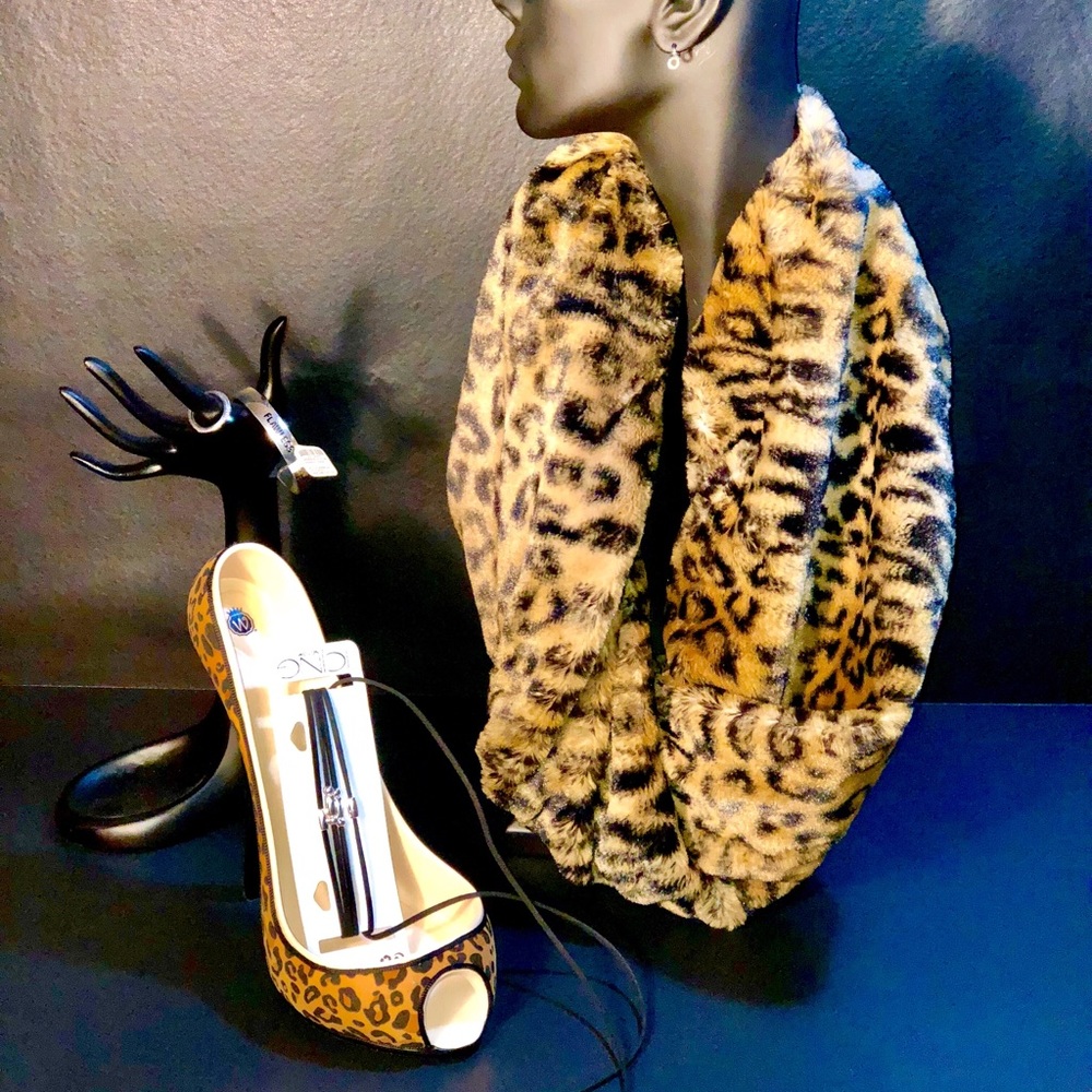 💣 ANIMAL PRINT SCARF ENSEMBLE